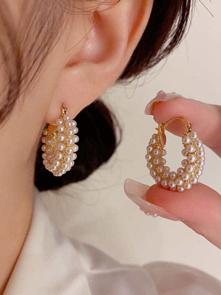 

1 Pair Vintage Pearl Round Earrings for Women Big Hoop Pierced Allergy Resistant Earrings Jewelry