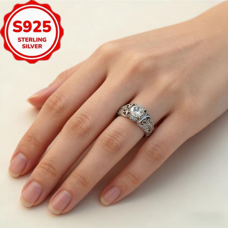 A Lady S925Sterling Silver Ring Inlay5A Zirconia Hollow Carved Flower Ring.Simple and Elegant, It Can Be Used As an Engagement Ring, Wedding Ring,