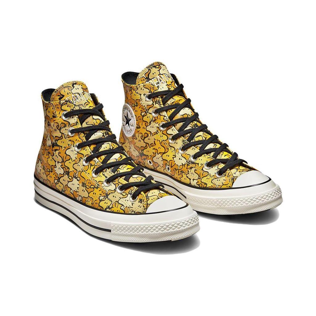 Converse X Peanuts Chuck 70 High Woodstock Camo Soba/Zinková žlutá/Topazové zlato Unisex A01871C