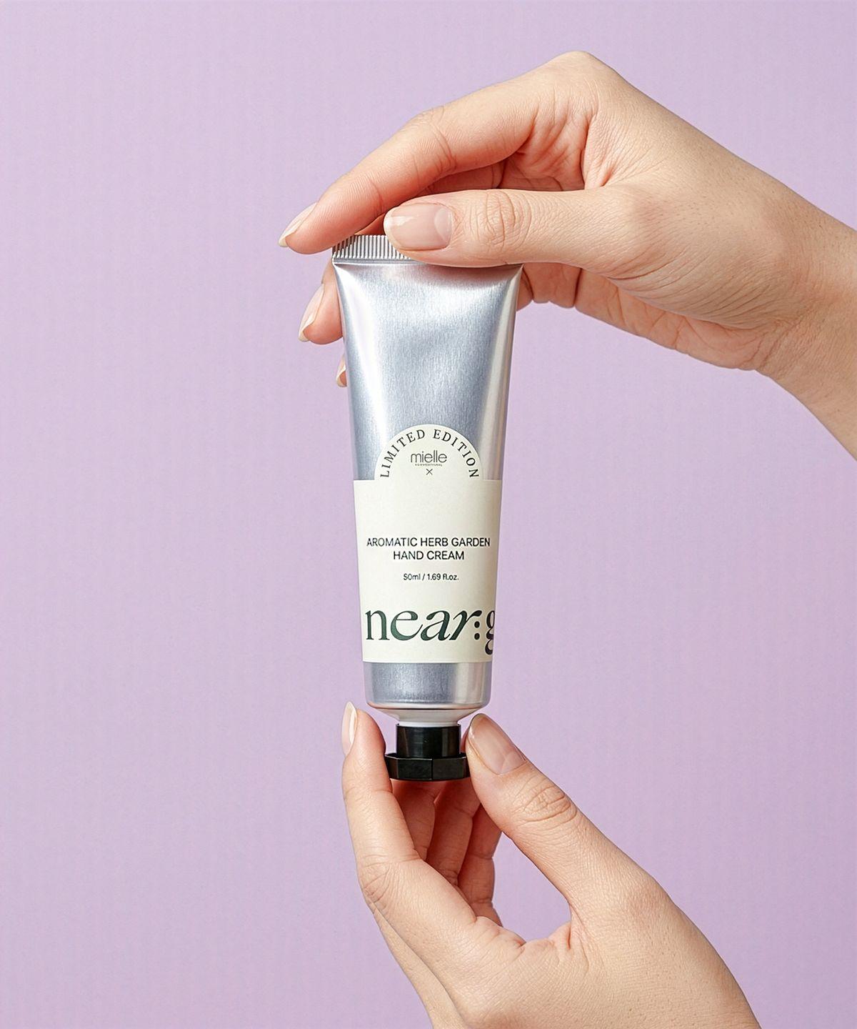 Aromatic Herb Garden Non-Sticky Perfume Hand Cream 50ml