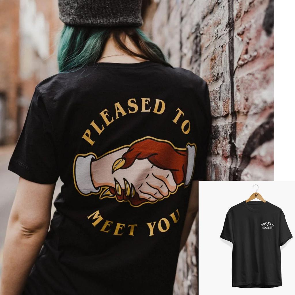 Plague Survivor Tattoo Art Retro Style Casual Tshirt Unisexs and Womens Luxury Brand Top 2026 New Art
