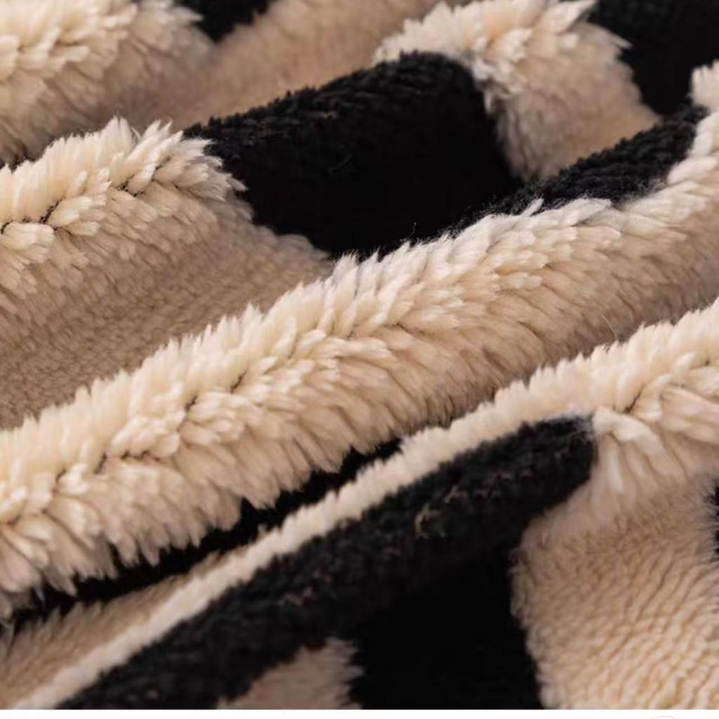 New Bohemian Style Sofa Protector, Vintage Comfortable Warm Fleece Sofa Blanket, Suitable for Pets, Anti-slip Protection, Luxury