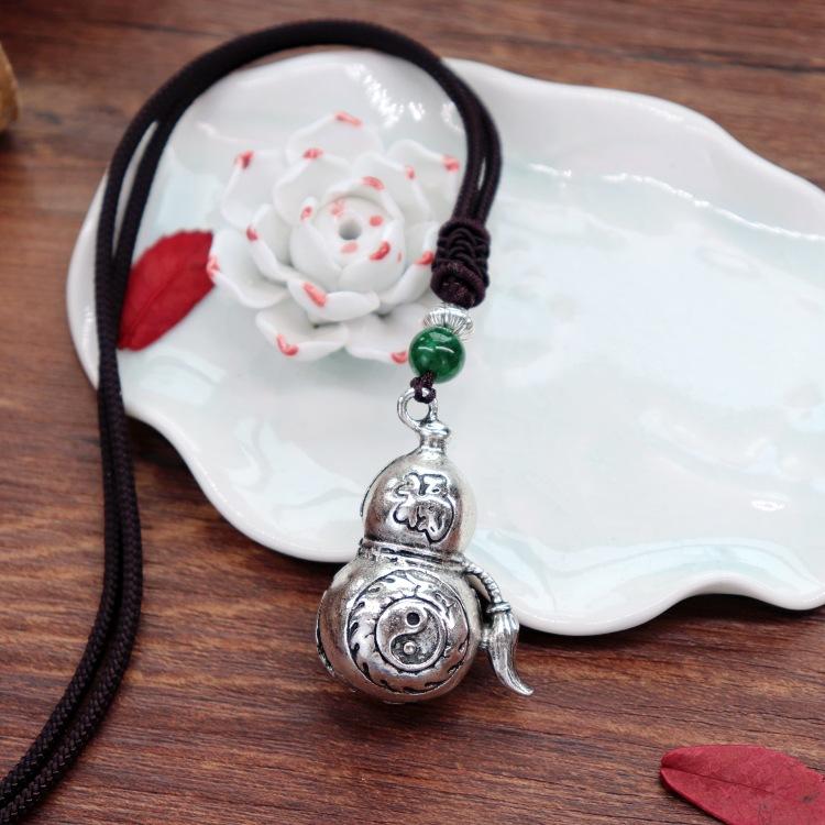 Handmade Retro Cotton and Linen Tibetan Silver Pendant Necklace Medium and Long Flower Versatile Sweater Chain Women's Simple Accessories