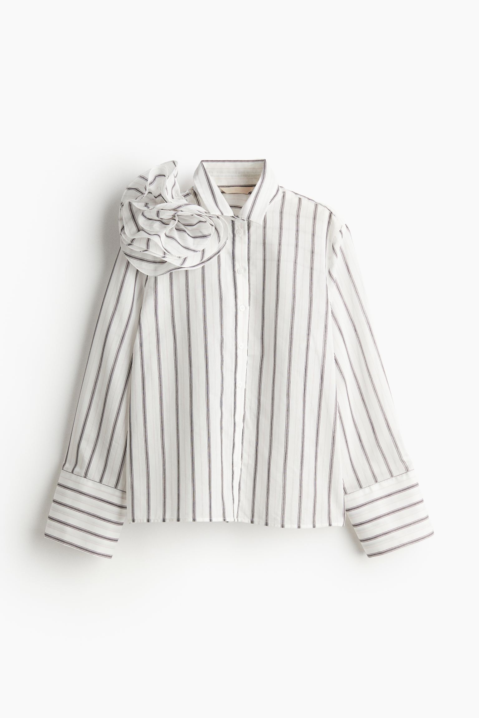 

Рубашка с аппликацией