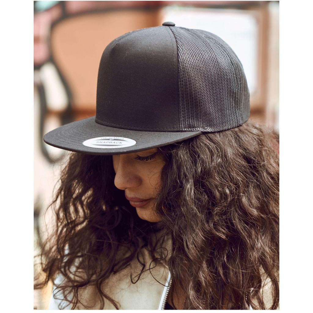 Flexfit Unisex Adult Classic Trucker Cap