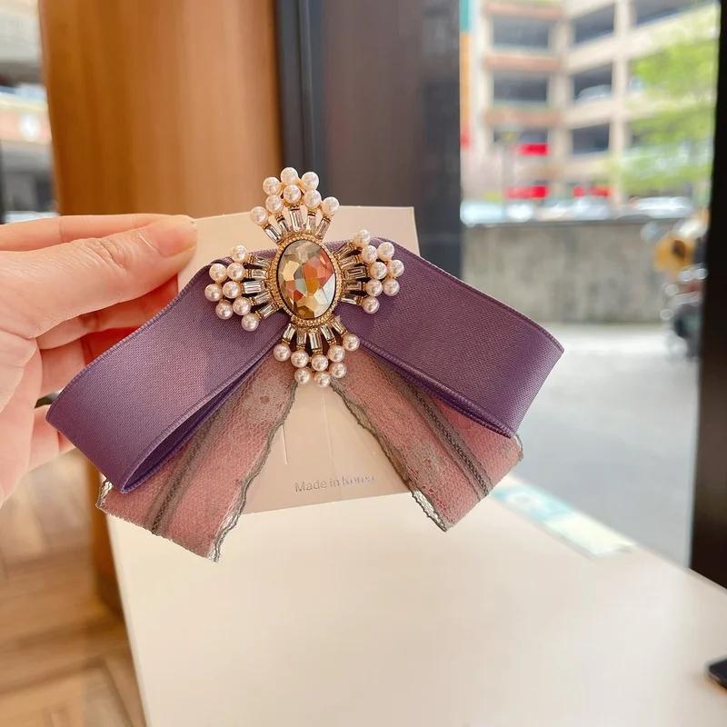 Pink Fabric Lace Bow Tie Brooches for Women Cross Pearl Crystal Shirt Collar Pins Fashion Brooch Wedding Party Jewelry