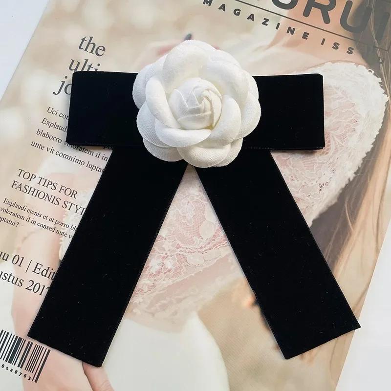 Vintage Camellia Bow Tie Brooch for Women College Fabric Flower Shirt Collar Pin for Wedding Party Preppy Aesthetic Clothing