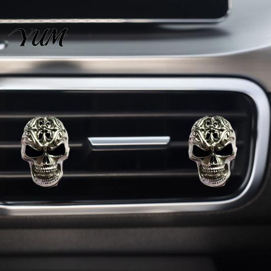 Halloween Car Interior Decoration Skull Air Vent Clip, Retro Alloy Dashboard Decorative Accessories Trim Funny Head Auto Personalized Gift for Lovers