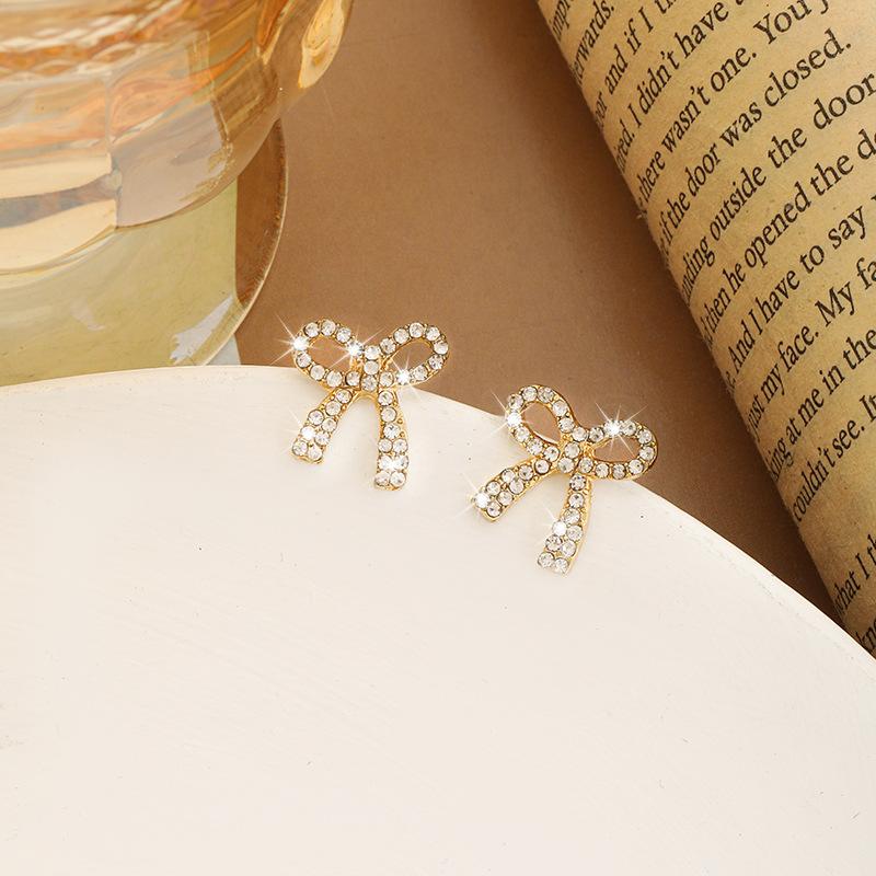 S925 Earrings Women s Simple Full Diamond Cross Stud Earrings Light Luxury Versatile Earrings Silver Needle Bow Earrings золотой