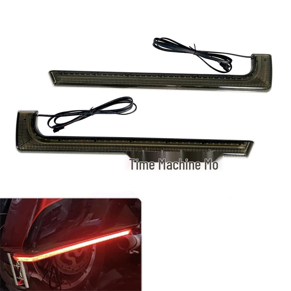 

Дополнение для путешествий Harley Road Glide/King: Боковые кофры со светодиодными указателями поворота снизу и задними стоп-сигналами (2014-2023)