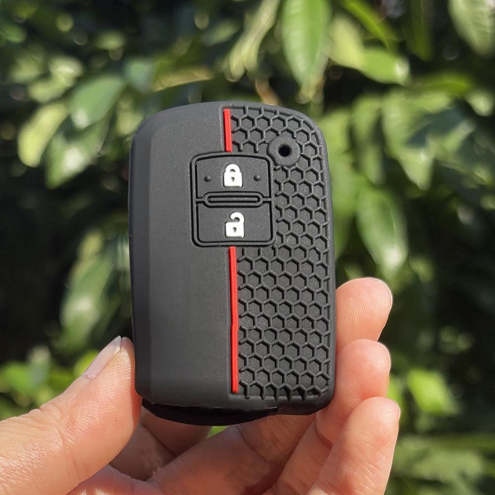 

Keychain Holder For Toyota Auris Camry 55 50 Yaris Hybrid RAV4 Noah Alphard Car Remote Key Caps Cover Case