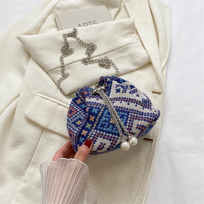 

Bag Women s 2024 Summer New Casual Commuter Messenger Bag Chain Personalized Bucket Bag Stylish and Simple Shoulder Bag синій