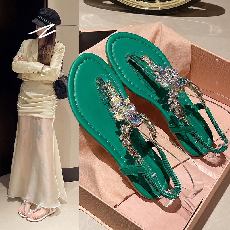 Sandali piatti da donna 2025 estate nuovi commercio estero taglie grandi bohémien strass punta punta casual sandali da spiaggia da donna