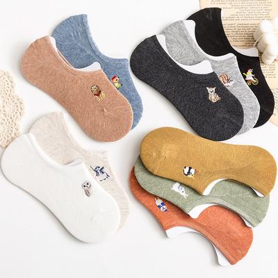 Women's Summer Thin Cartoon Embroidery Shallow Mouth Fashion Invisible Silicone Non Slip Heel Socks