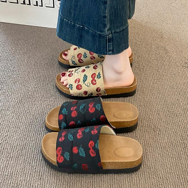 Fashion Shoes Ladies' Slippers Summer Clogs Woman Platform Pantofle Beach Soft 2025 Rubber Slides  Shoes Women Female Slippers Platform