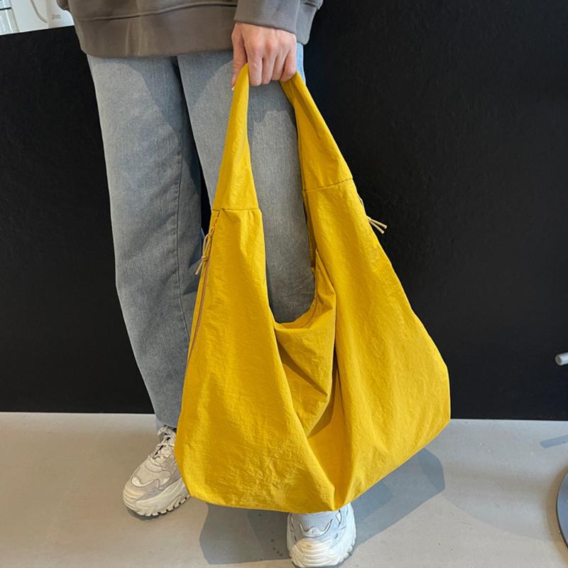 Nylon High Capacity Casual Shoulder Bags Commuting Women's Tote Bags Fashion Solid Color Handbags AVE