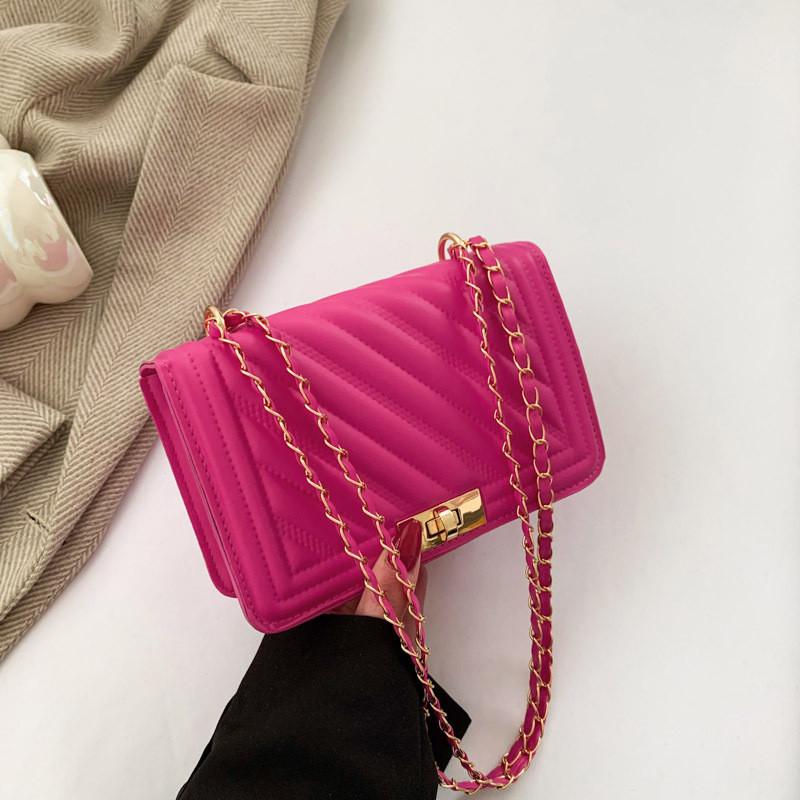 

Trendy Korean Style Vintage Chain Shoulder Bag Women s 2024 Chic Crossbody Bag рожевий червоний колір
