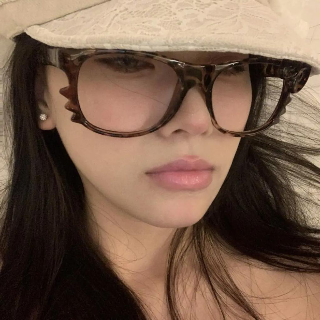 Kawaii Leopard Print Eyeglass frame Hello Kitty Accessories Cute Sweet Cool Cartoon Anime Y2K subculture Vintage Toys Girl Gifts
