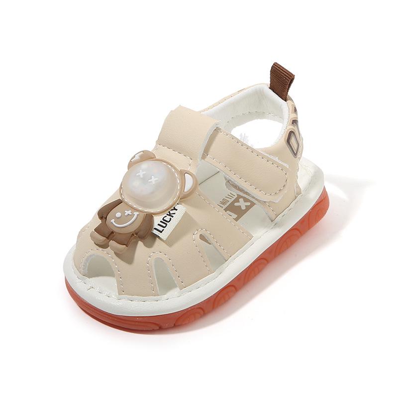 Sandaler for spedbarn med myk såle og sklisikker såle