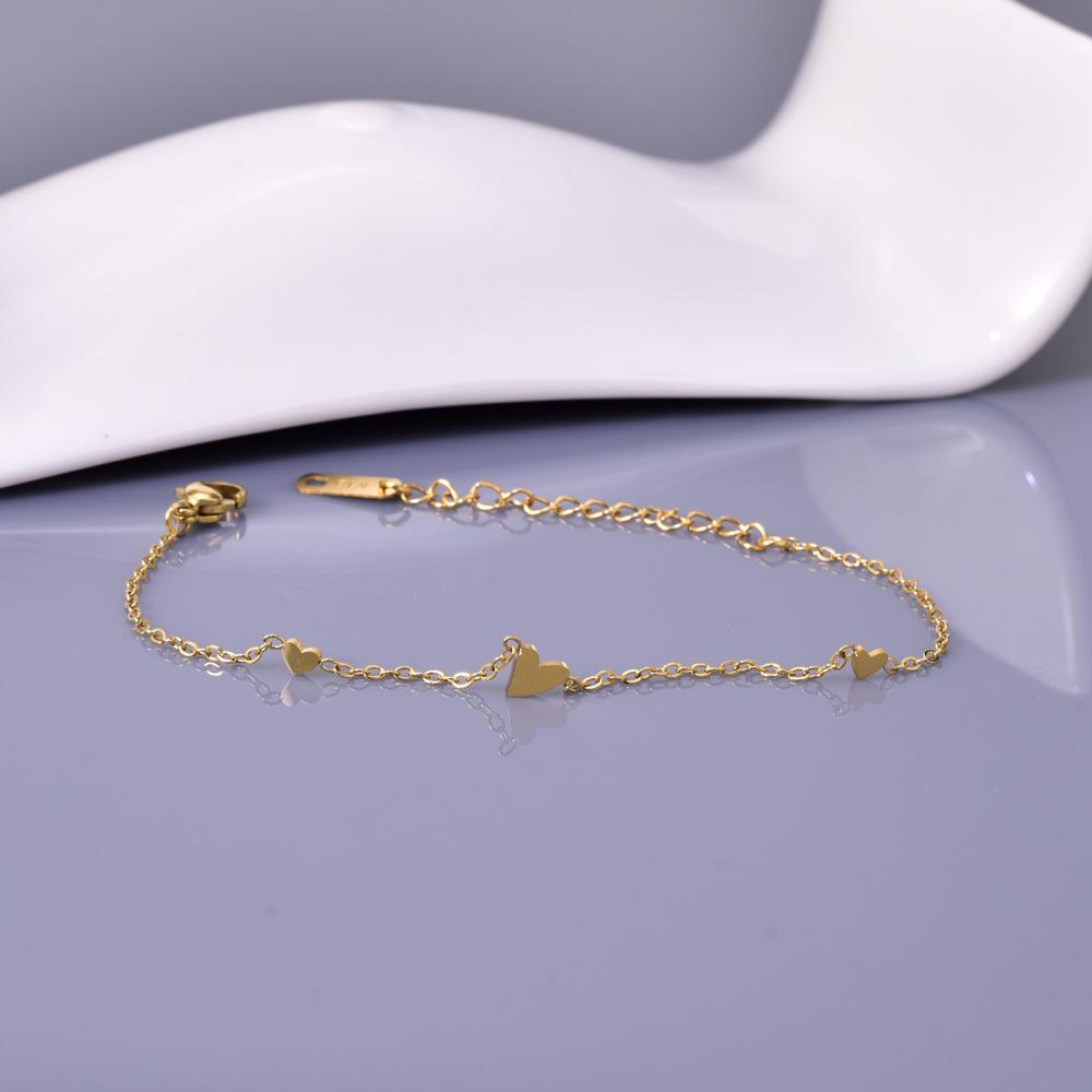 S11 Sporadic and Simple Daily Stainless Steel Bracelet for Women, Light Luxury, Three Small Hearts, Fashionable Style