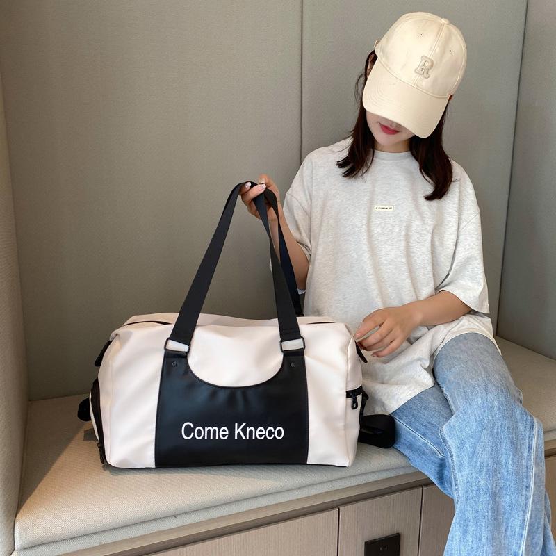 Short Trip Sports Bag with Shoe Compartment and Wet/Dry Separation – Single Shoulder Crossbody