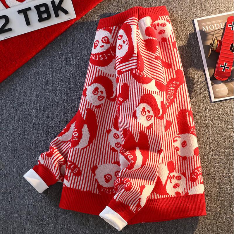 Trendiger Herrenpullover mit Panda-Print