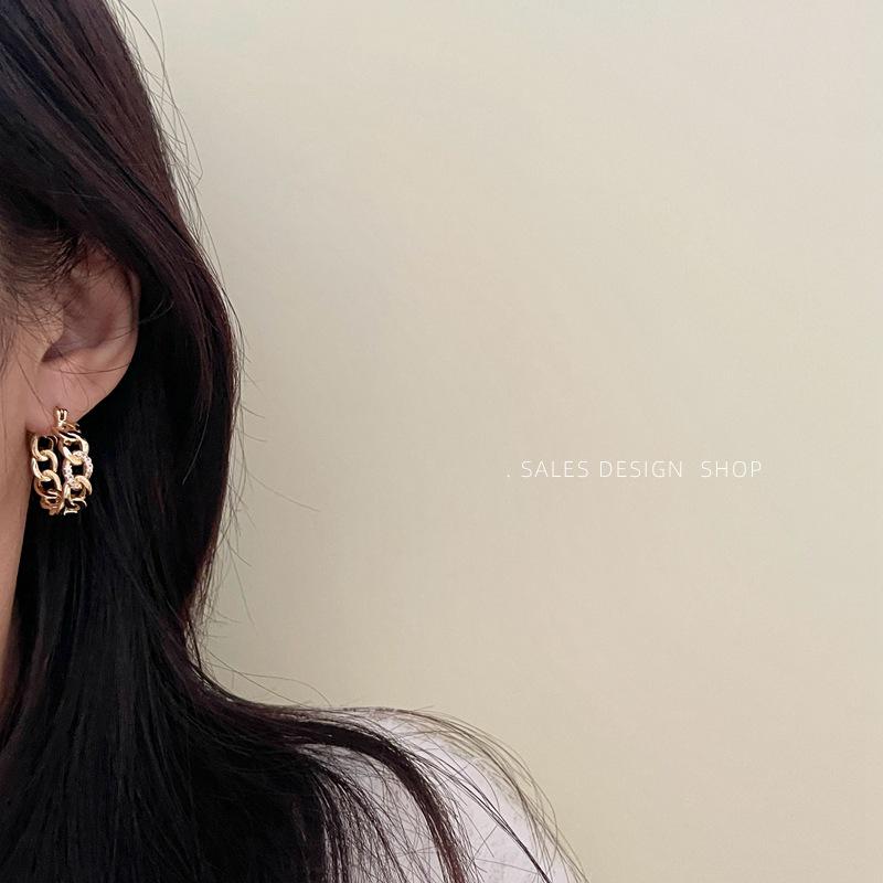 Elegante Micro-Pavé Creolen - Leichter Luxus Mode für Damen