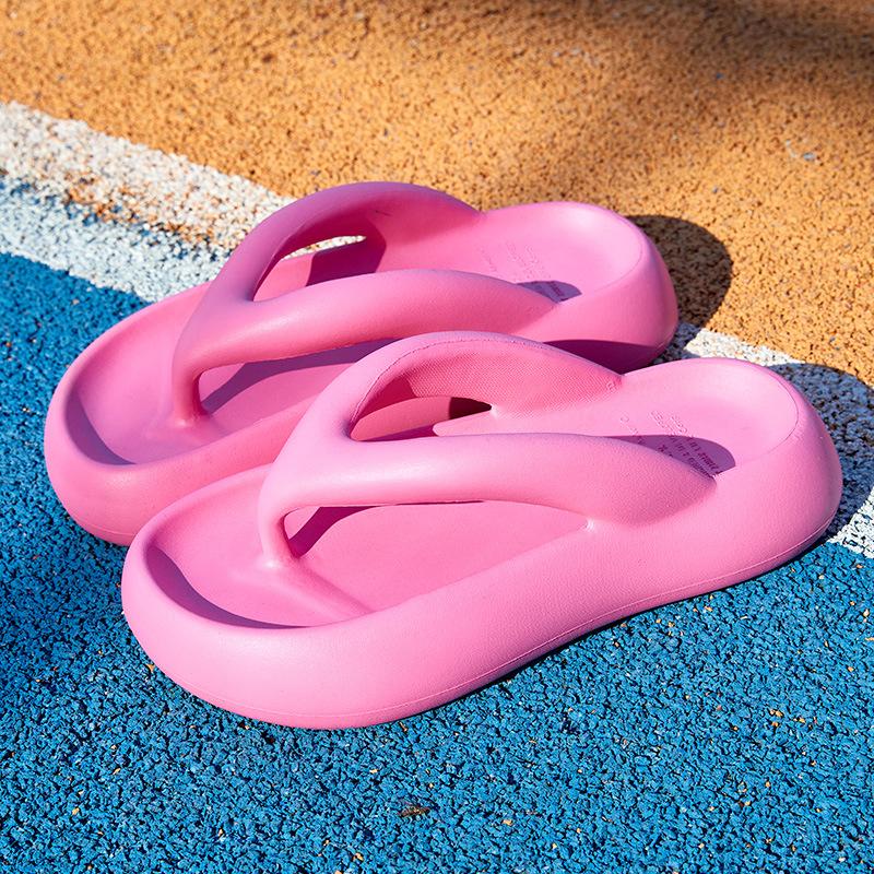 Weiche Sohle Plateau Flip Flops Damen 2024 Sommer Strand Rutschfeste Wolken Hausschuhe Frau Dicke Sohle Zehensteg Badezimmer Pantoletten Sandalen