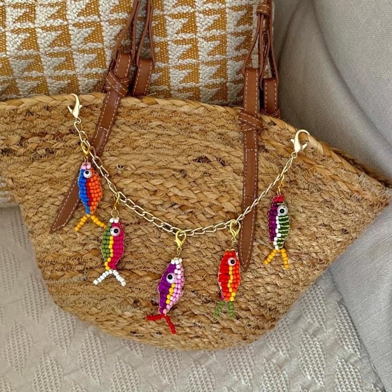 Fish Pedant Key Holder with Lobster Claws Clip Colorful Beaded Fish Shape Keychain For Adults Birthday Christmas Gift