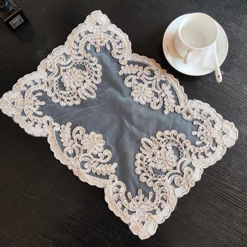 

Европейский прямоугольный вышитый коврик для стола, чехол для ноутбука, настенный шкаф, банкет, вечеринка, украшение для дома, аксессуары 29x42cm