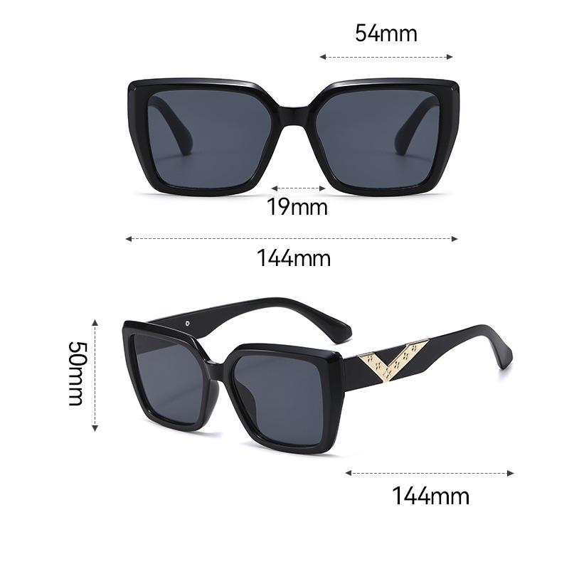 Retro V brand square large frame sunglasses new European and American fashion personality modern catwalk sunglasses