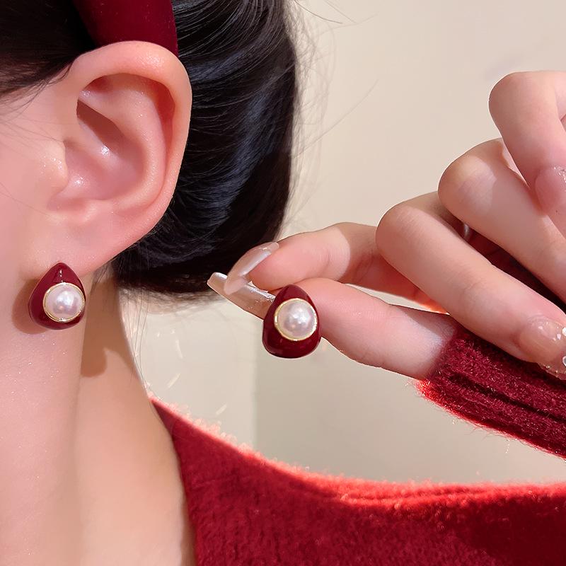 Brincos de Zircônia de Borboleta: Luxuoso, Versátil, Tendência Outono/Inverno