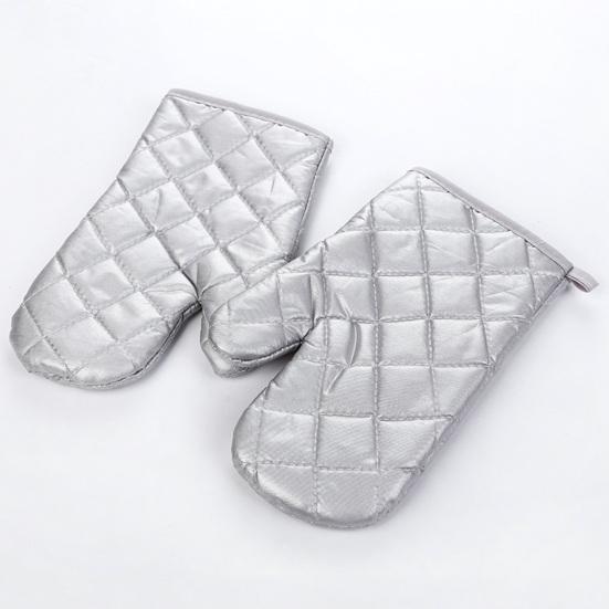 Convenient Anti-scalding Microwaved Silver-coated Wear-resistant Cooking Mittens for Picnic Insulation Mitts