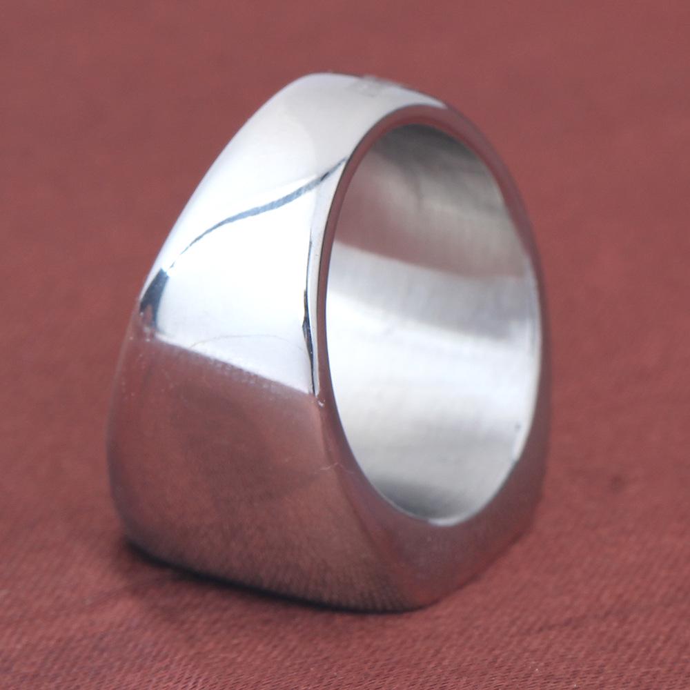Retro minimalistický 18mm nerezový titanový prsten s laserovým logem