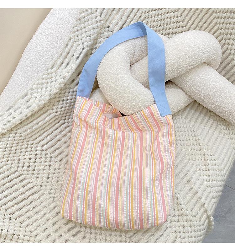 Pleated Striped Contrasting Shoulder Bag, Fresh and Versatile Large-capacity Canvas Bag, Female College Student Class Bag, Female Bag