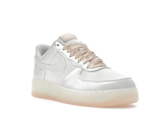 Nike Air Force 1 '07 LV8 Sail Barely Orange W - HQ3762-133