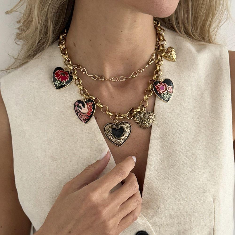 Metal Chain Heart Pendant Necklace Floral Bohemian Collarbone Chain Multi Layer Choker  Girls