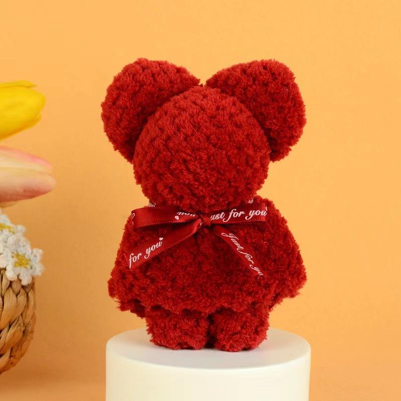 

Полотенце из кораллового флиса с мишкой сувенир подарок подружке невесты свадебный подарок невесте подарок в детский сад студенту маленький 30*30