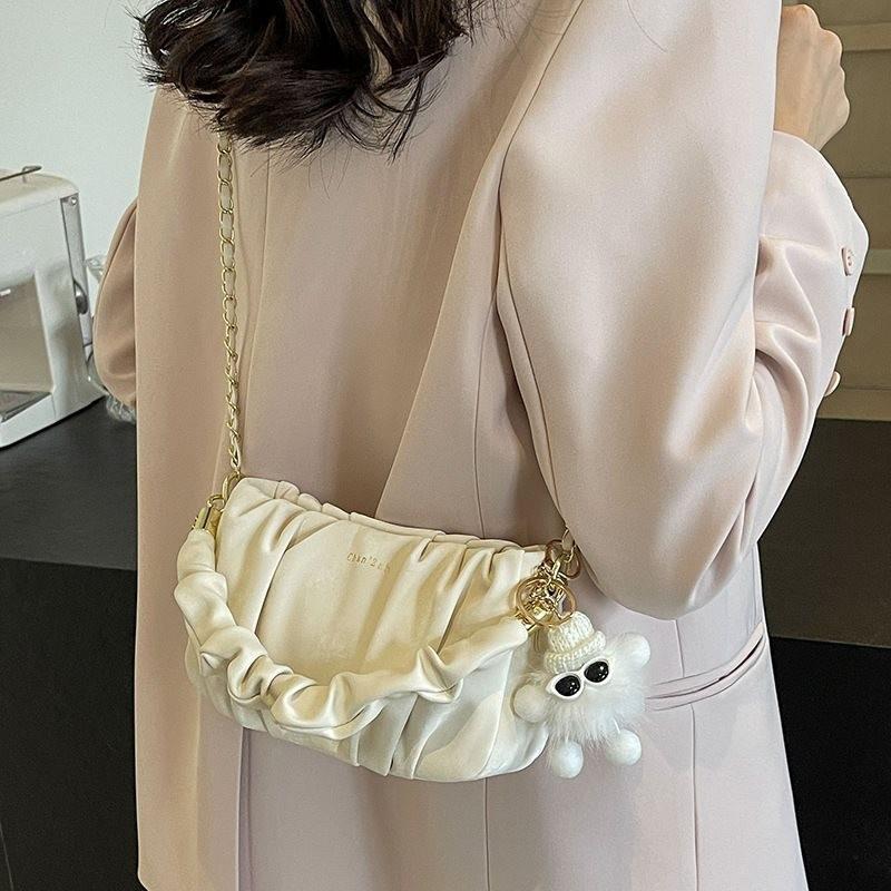 Stylish Small Crossbody Bag For Women With Trendy Chain Detail And Soft Fabric In Black Beige Pink Or Gray