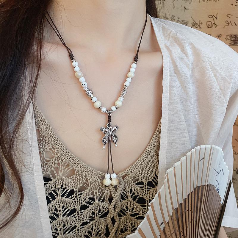 Bohemian vacation wind beaded necklace light luxury personality collarbone chain necklace