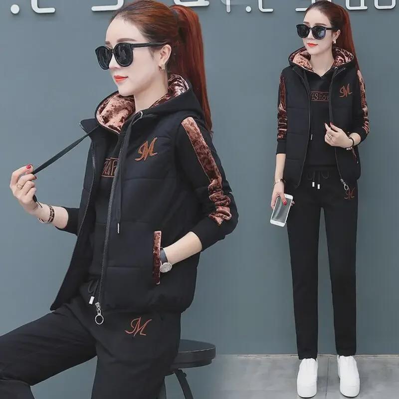 Women's Plus Size Velvet Sportswear: Thickened Three-Piece Suit for Autumn/Winter 2023 Casual Fashion