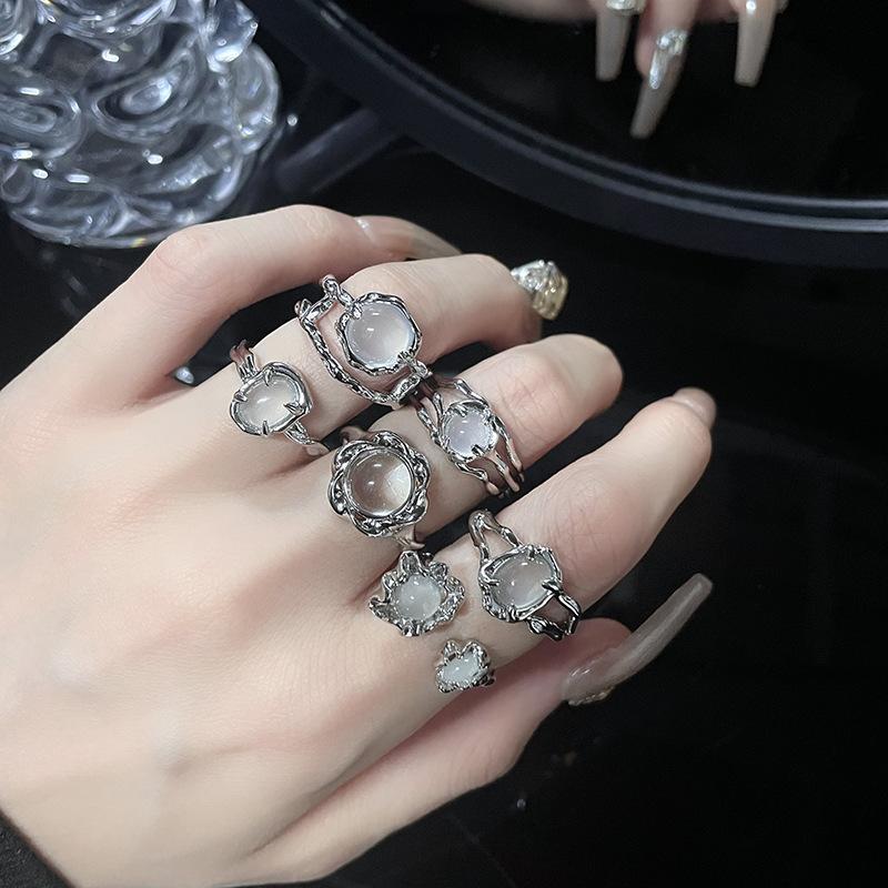 Mondstein Offener Ring Damen Nischen Design Opal Französische Persönlichkeit Süß Und Kühl Edelstein Zeigefinger Ring