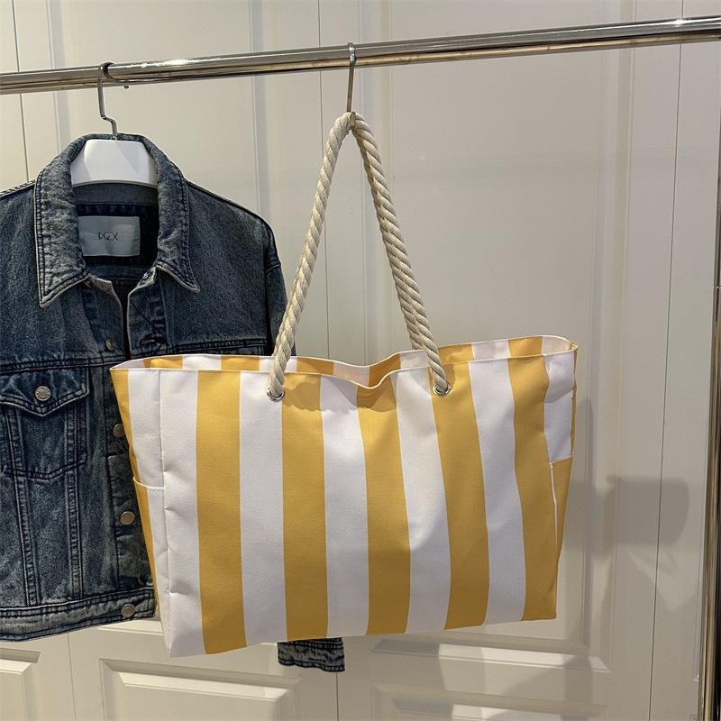 Lässige literarische Canvas-Tasche schlicht klein frisch gestreifte Handtasche modische kontrastfarbene Umhängetasche Damentasche