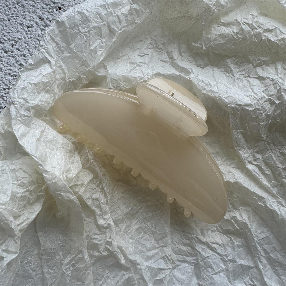 Korean Style Minimalist Semi-Circular Hair Clip for Women - High-End Summer Updo Shark Clip