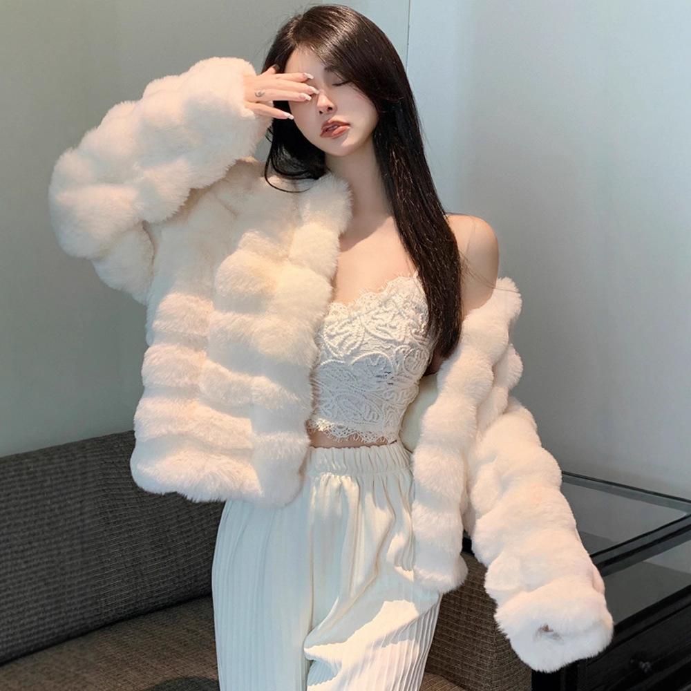Simple plush jacket women's winter short versatile loose gentle temperament waffle imitation rabbit fur top