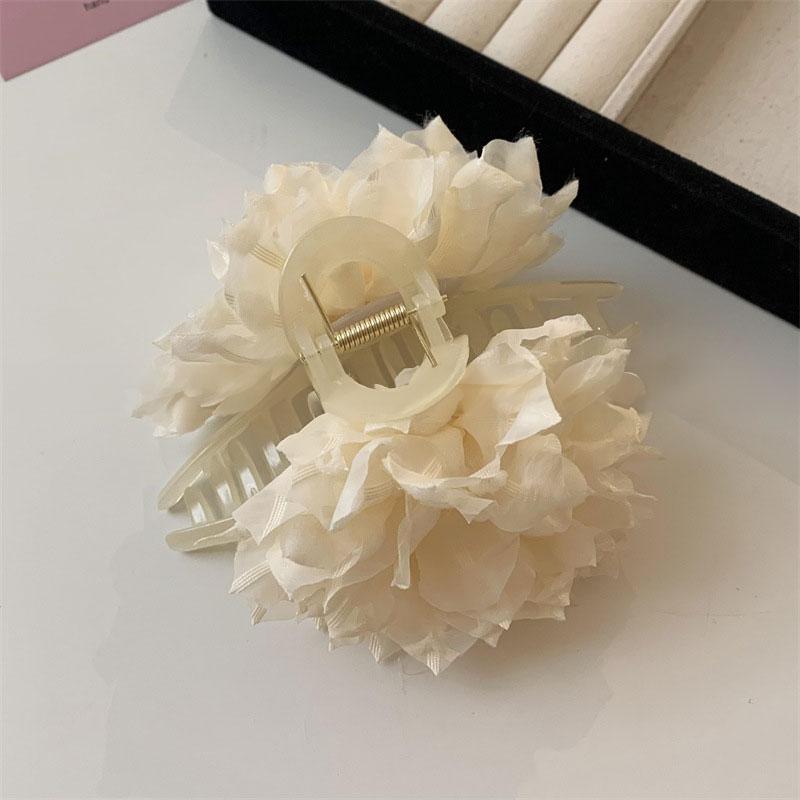 Sweet And Elegant Three-Dimensional Mesh Flower Hairpin Headdress For Women