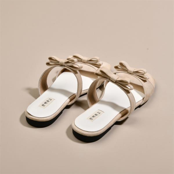 Fashion Shoes Womens Slippers Outdoor Shale Female Beach Slides Pantofle Butterfly-Knot Square heel Sabot 2025 Block Soft Concise Retro