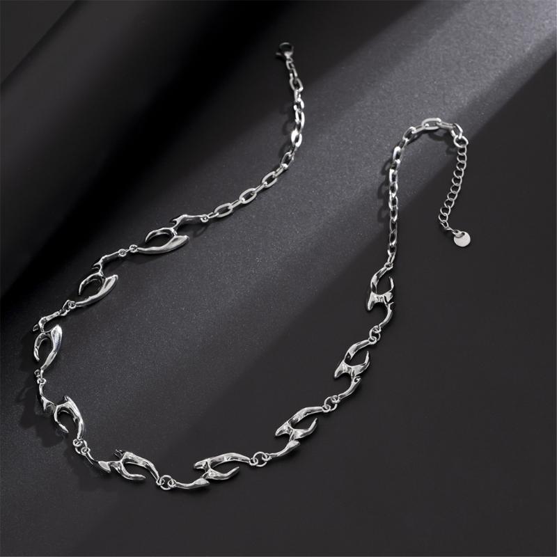 Irregular Wavy Chain Necklace Adjustable Length Neckchain Unisex Choker Ornament Trendy Accessory for Fashion Lovers