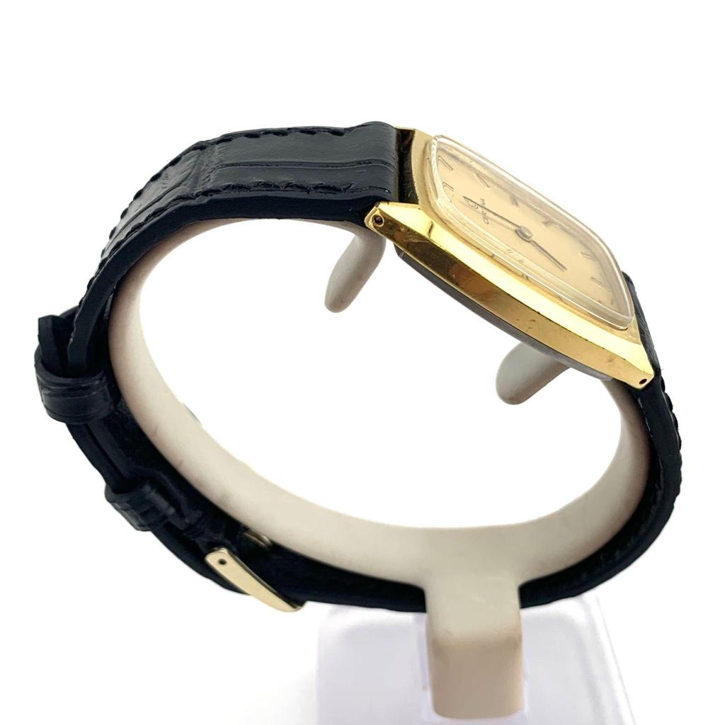 Used [Used] CERTINA 4006 179 wristwatch gold dial black