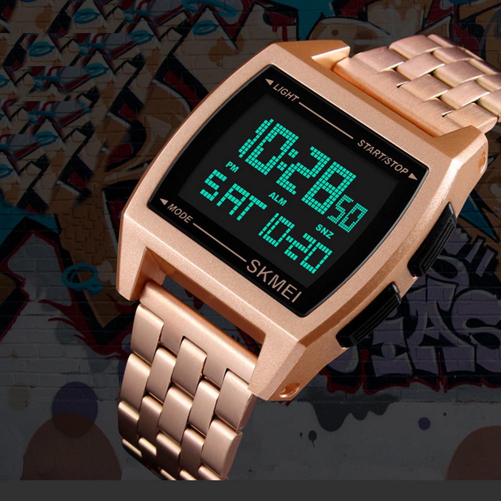 digital chronometer watch